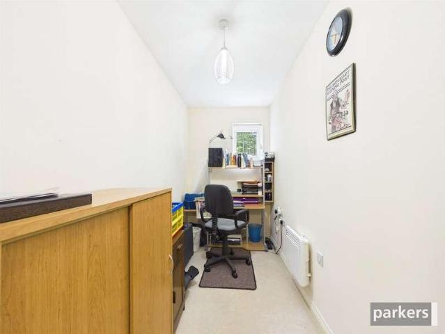 Flat for sale in Reading