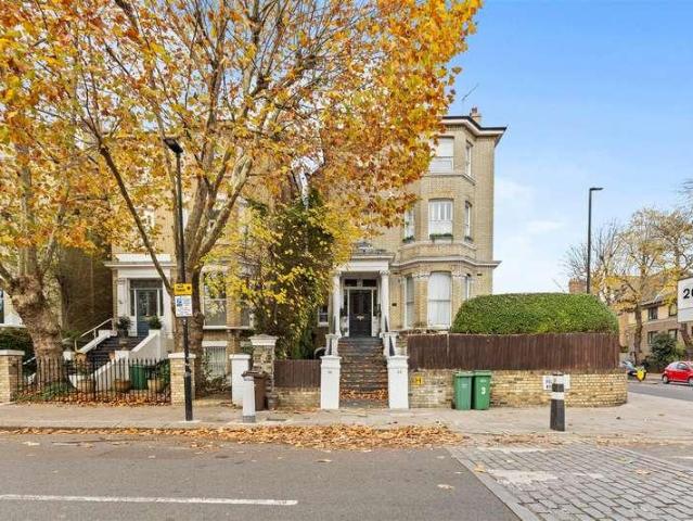 Flat for sale in Belsize Park, Primrose Hill