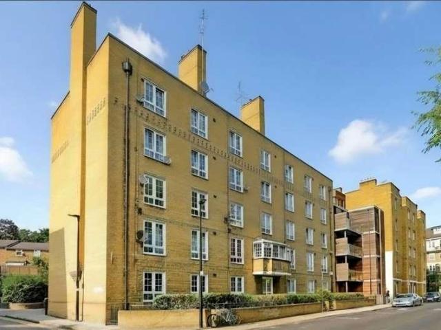 Flat for sale in St. George in the East, Shadwell