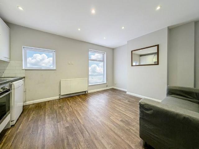 Apartment for rent in Putney, Greater London