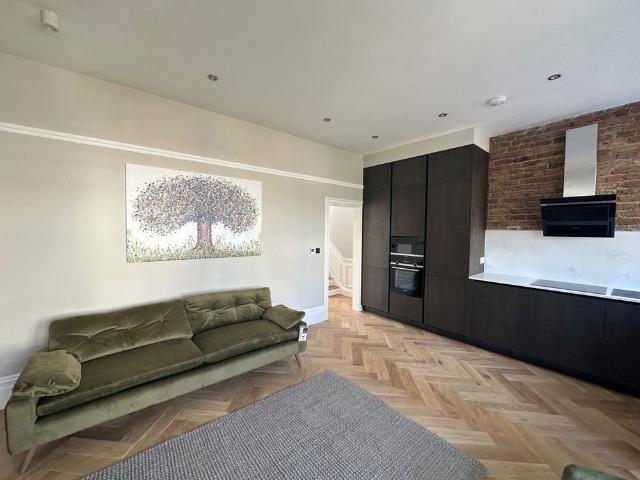 Apartment for rent in Shepherd's Bush, Greater London