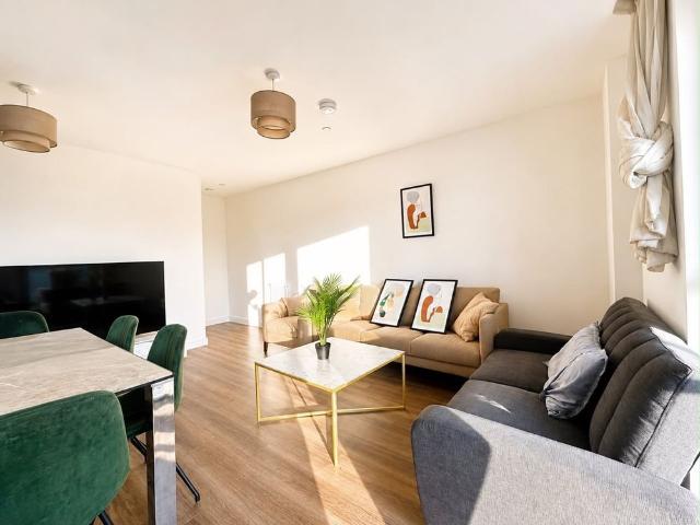 Apartment for rent in London Borough of Newham, Greater London