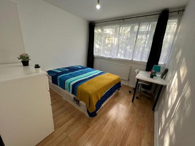 Apartment for rent in Whitechapel, Greater London