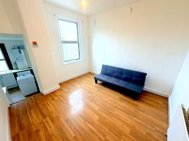 Apartment for rent in London Borough of Croydon, Greater London