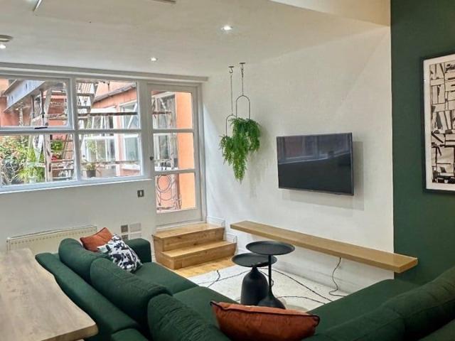 Apartment for rent in City Centre, Georgia