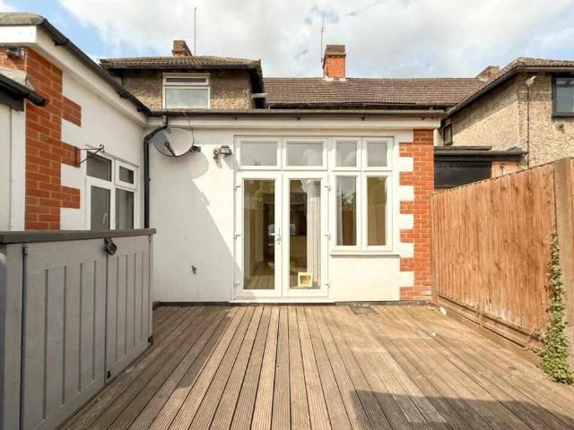 Flat for sale in London, Greater London