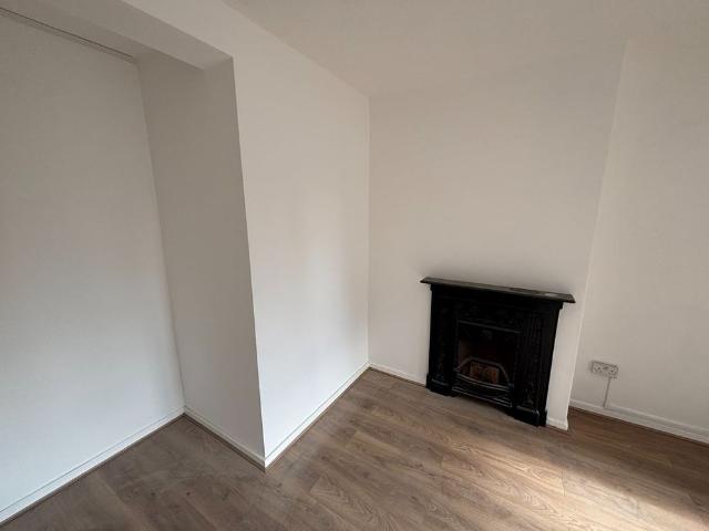 House for rent in Stockwell Park, Greater London
