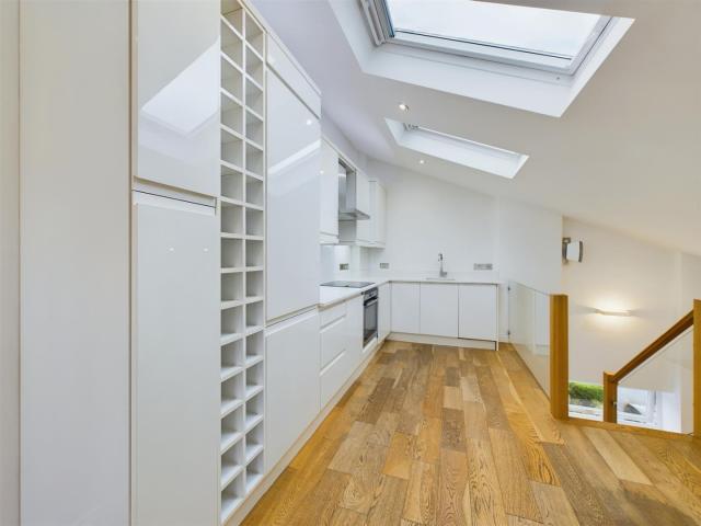 Apartment for rent in Hampton Wick, Greater London