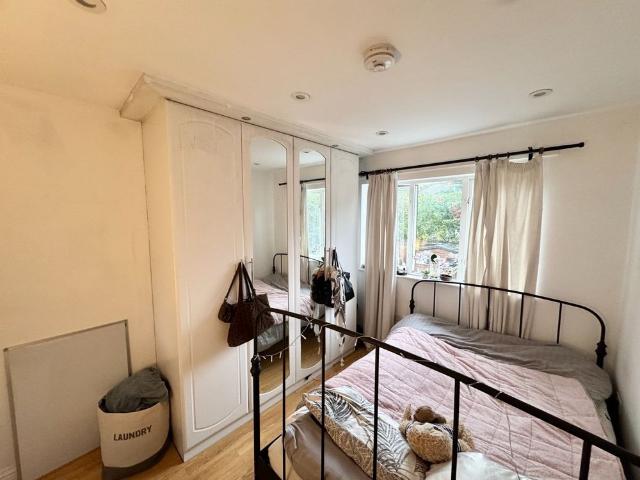 Apartment for rent in Putney, Greater London