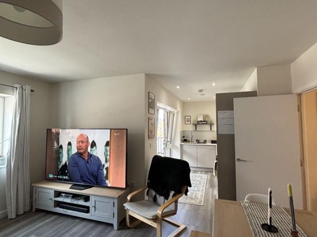 Apartment for rent in Furzedown, Greater London