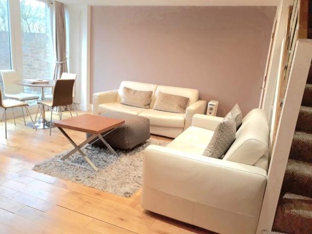 Apartment for rent in Westminster, Victoria