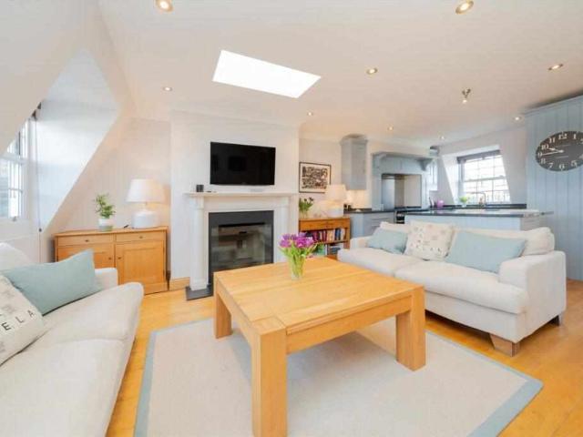 Flat for sale in Pimlico, Isle Of Man