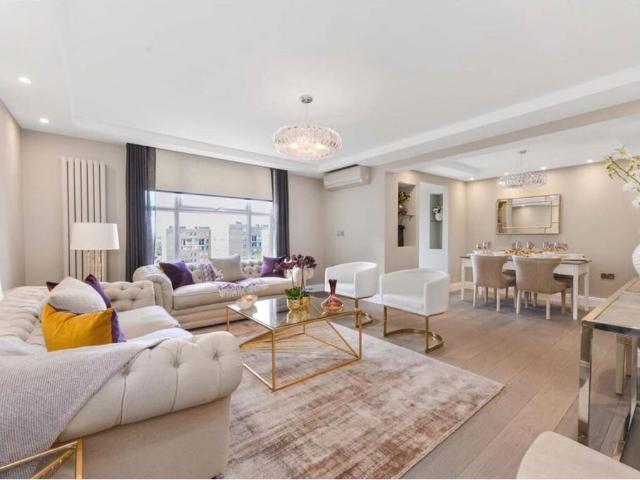 Apartment for rent in St. John's Wood, Greater London
