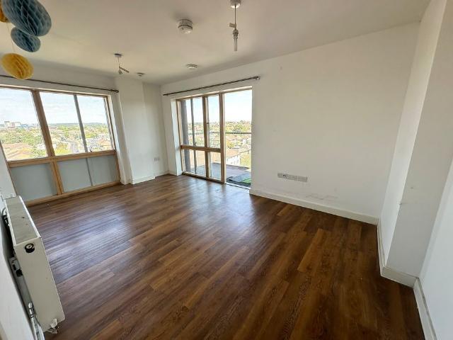 Room for rent in Gidea Park, Greater London