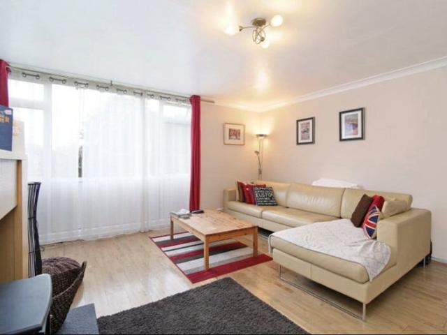 Apartment for rent in Earlsfield, Greater London