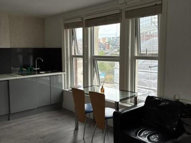 Apartment for rent in Avenham, Higher Bartle