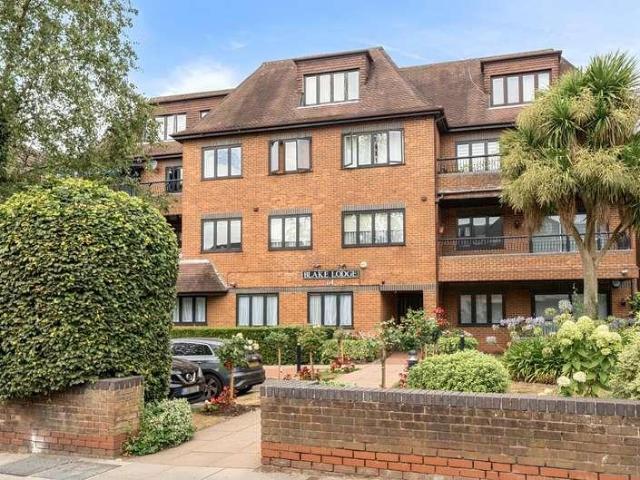 Apartment for rent in Church End, Greater London