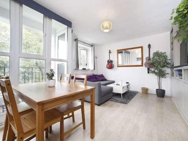Apartment for rent in Roehampton, Greater London