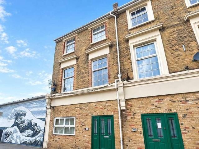 Apartment for rent in East Cowes, Isle Of Wight