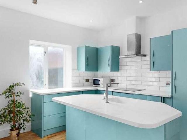 Apartment for rent in Dollis Hill, Greater London