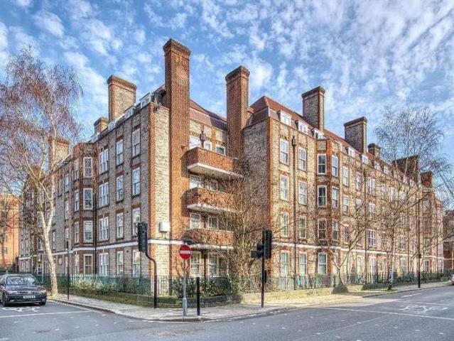 Apartment for rent in Chalk Farm, Greater London