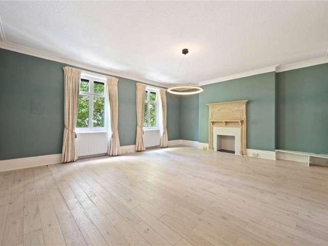 Apartment for rent in Hammersmith, Greater London