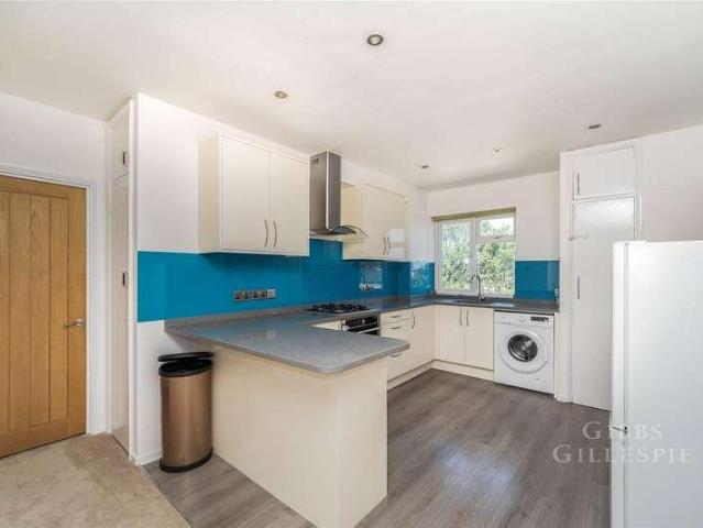 Apartment for rent in Yeading, Greater London