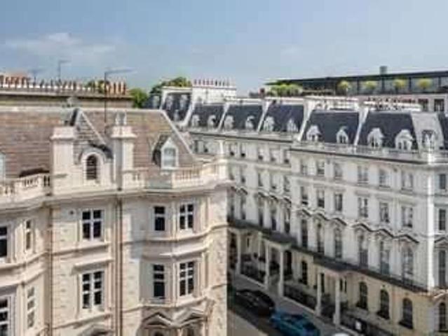 House for rent in South Kensington, Greater London