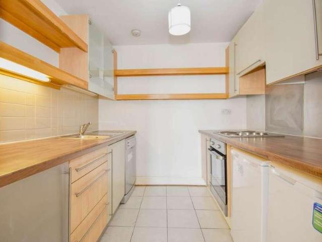 Apartment for rent in Canary Wharf, Greater London