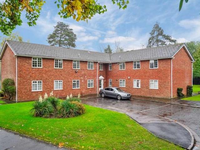 House for rent in Farnham Common, Buckinghamshire