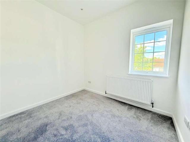 Apartment for rent in London Borough of Croydon, Sanderstead