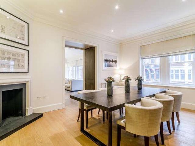 Apartment for rent in Covent Garden, Victoria