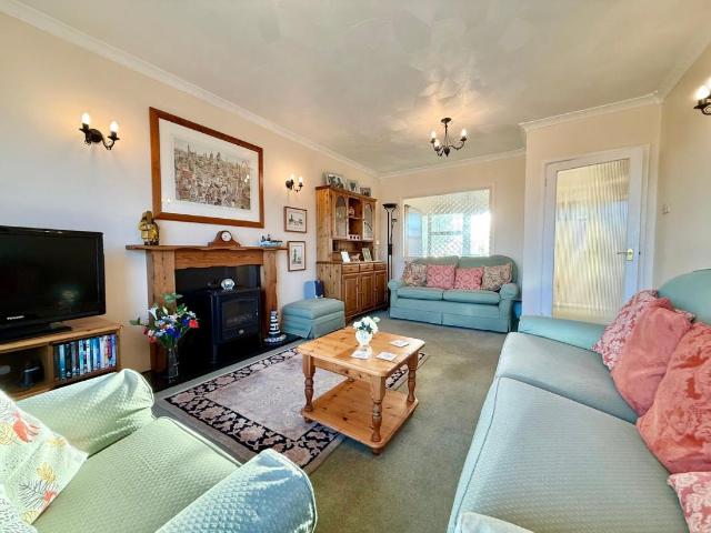 House for rent in Central, Heathlands