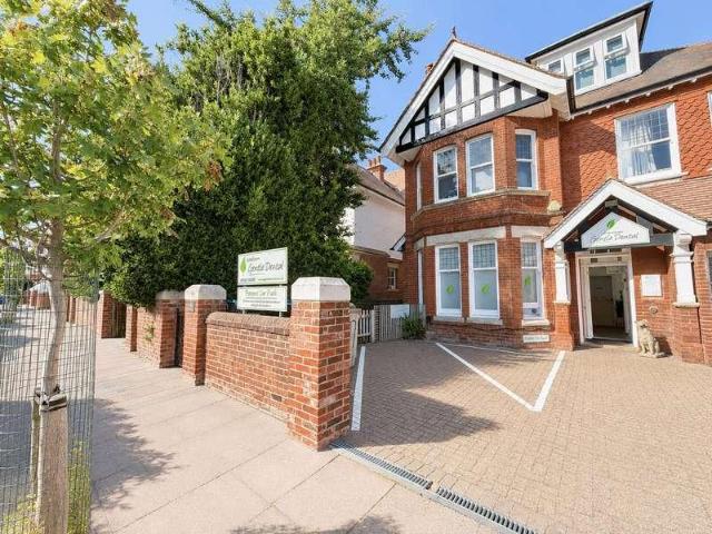 House for rent in Upperton, Eastbourne