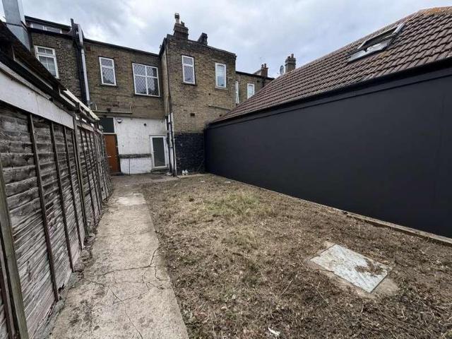 Apartment for rent in Hendon, Greater London