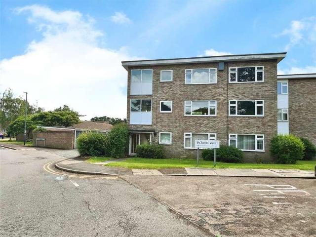 Apartment for rent in Cliff Hill, Green Close