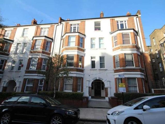 Apartment for rent in Stamford Hill, Greater London