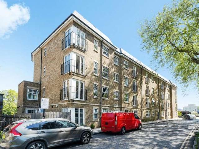 Apartment for rent in Old Ford, Bow
