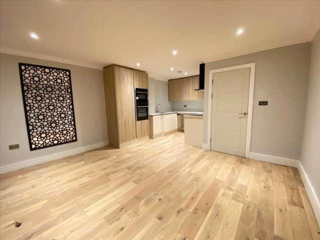 Apartment for rent in London Borough of Ealing, Perivale