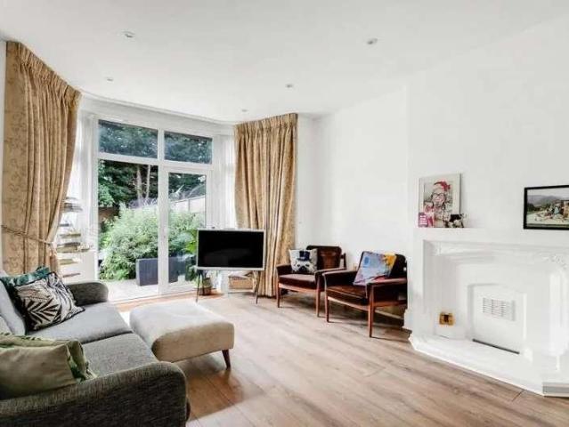 Apartment for rent in Golders Green, Greater London