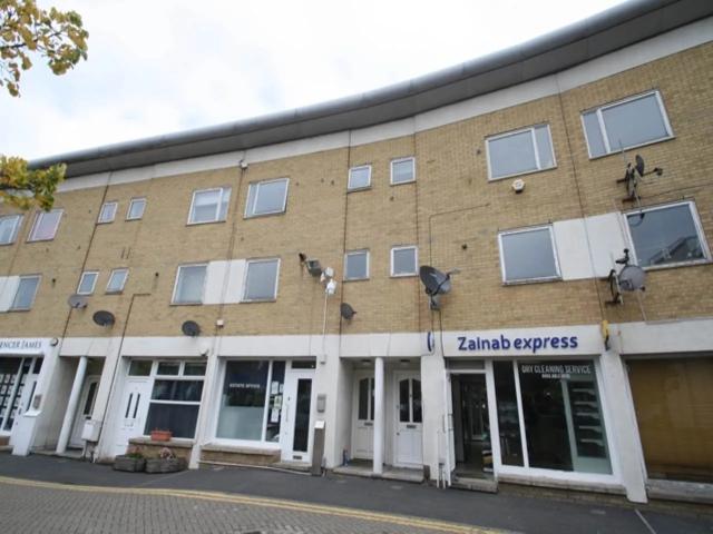 Apartment for rent in Galleons Point, Greater London