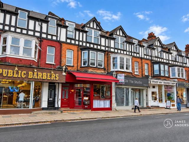 Apartment for rent in London Borough of Richmond upon Thames, Greater London