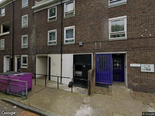 Apartment for rent in Poplar Grove, Greater London