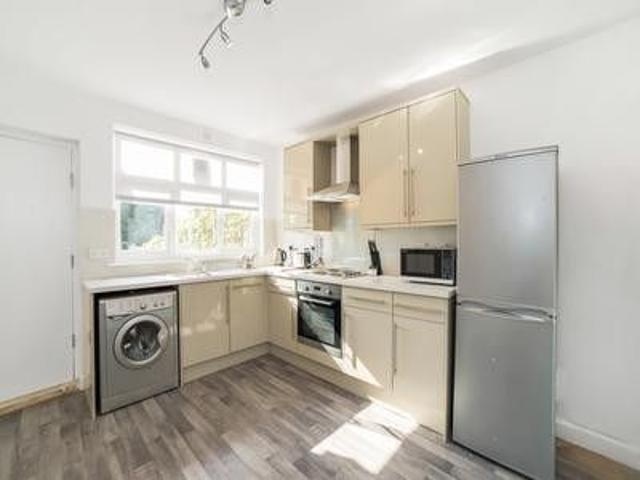 Room for rent in Attenborough, East Midlands