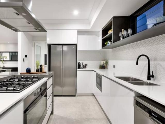 Cottage for sale in Upper Swan, Western Australia