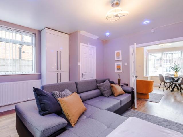 House for rent in Georgia, Greater Manchester
