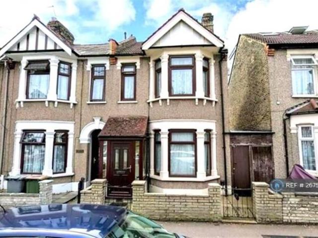 House for rent in Upton Park, Greater London