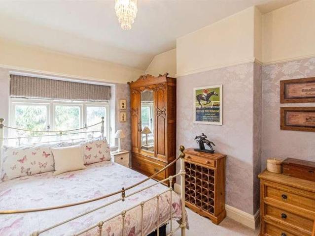 House for sale in Stockton Heath, Warrington