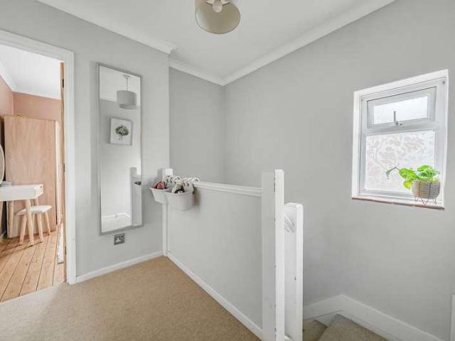 House for sale in Wrecclesham, Fole