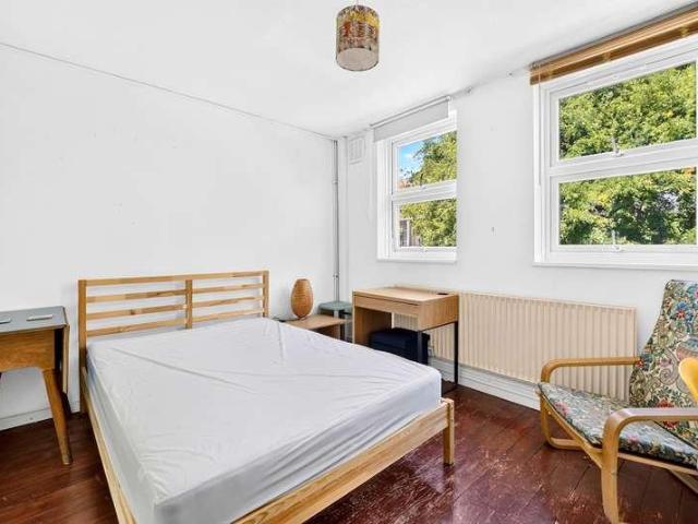 House for sale in Dalston, De Beauvoir Town
